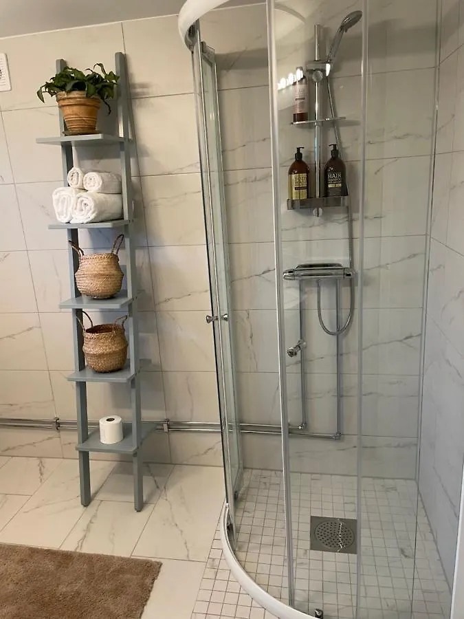 Cozy Studio Apartment With Garden Access Malmö